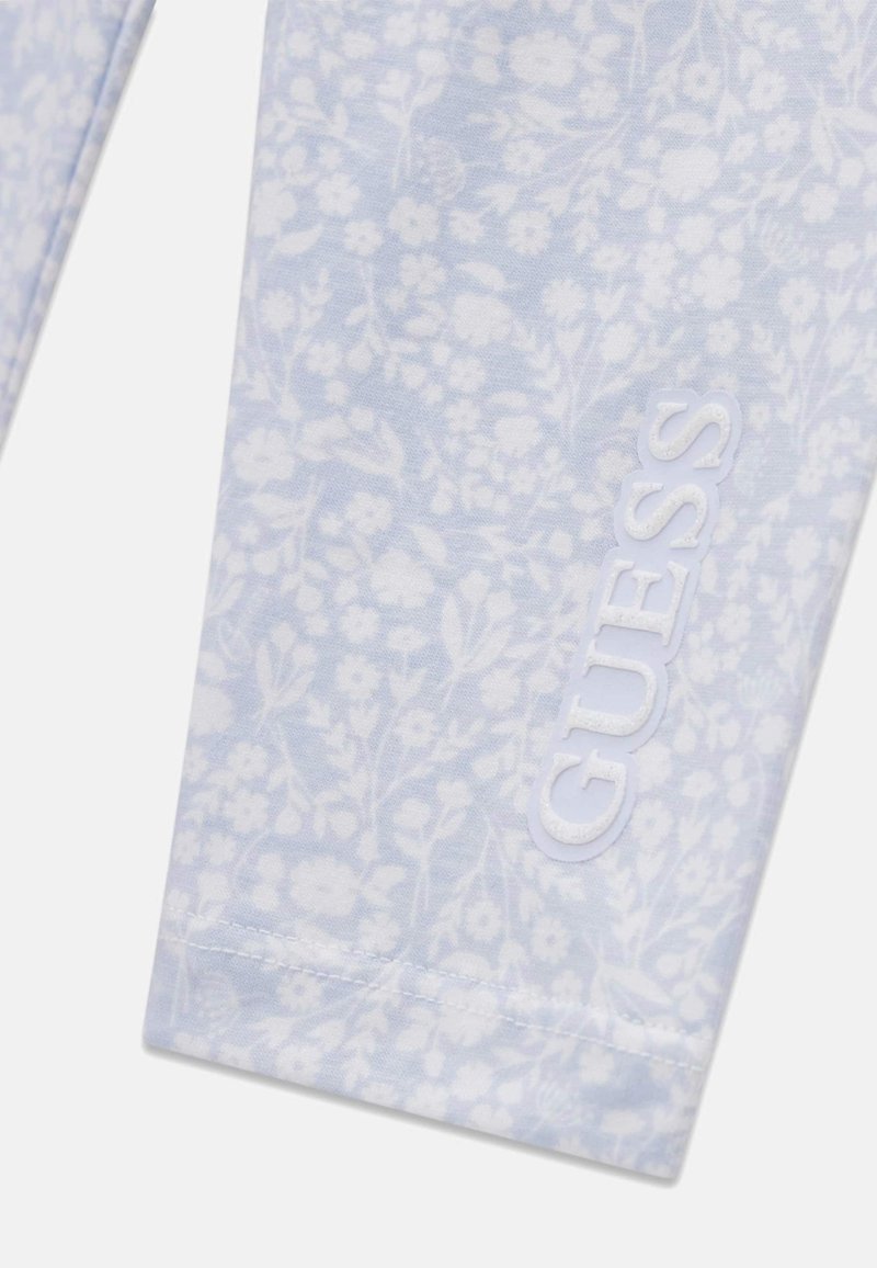 Guess Girls Capri Leggings In Light Blue