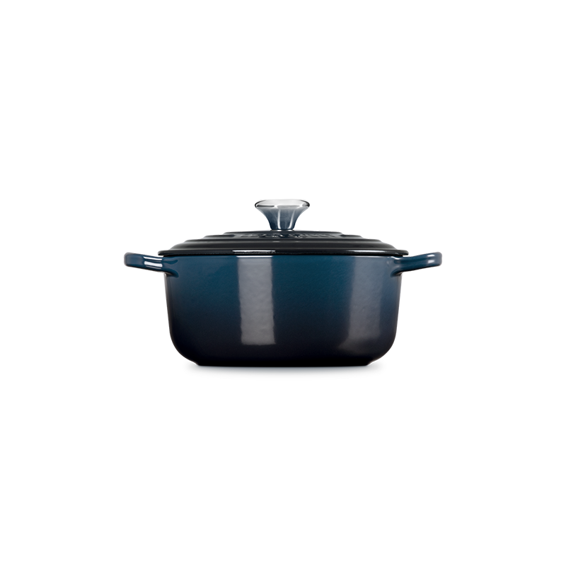 Le Creuset Signature Round Cocotte 26Cm In Nuit