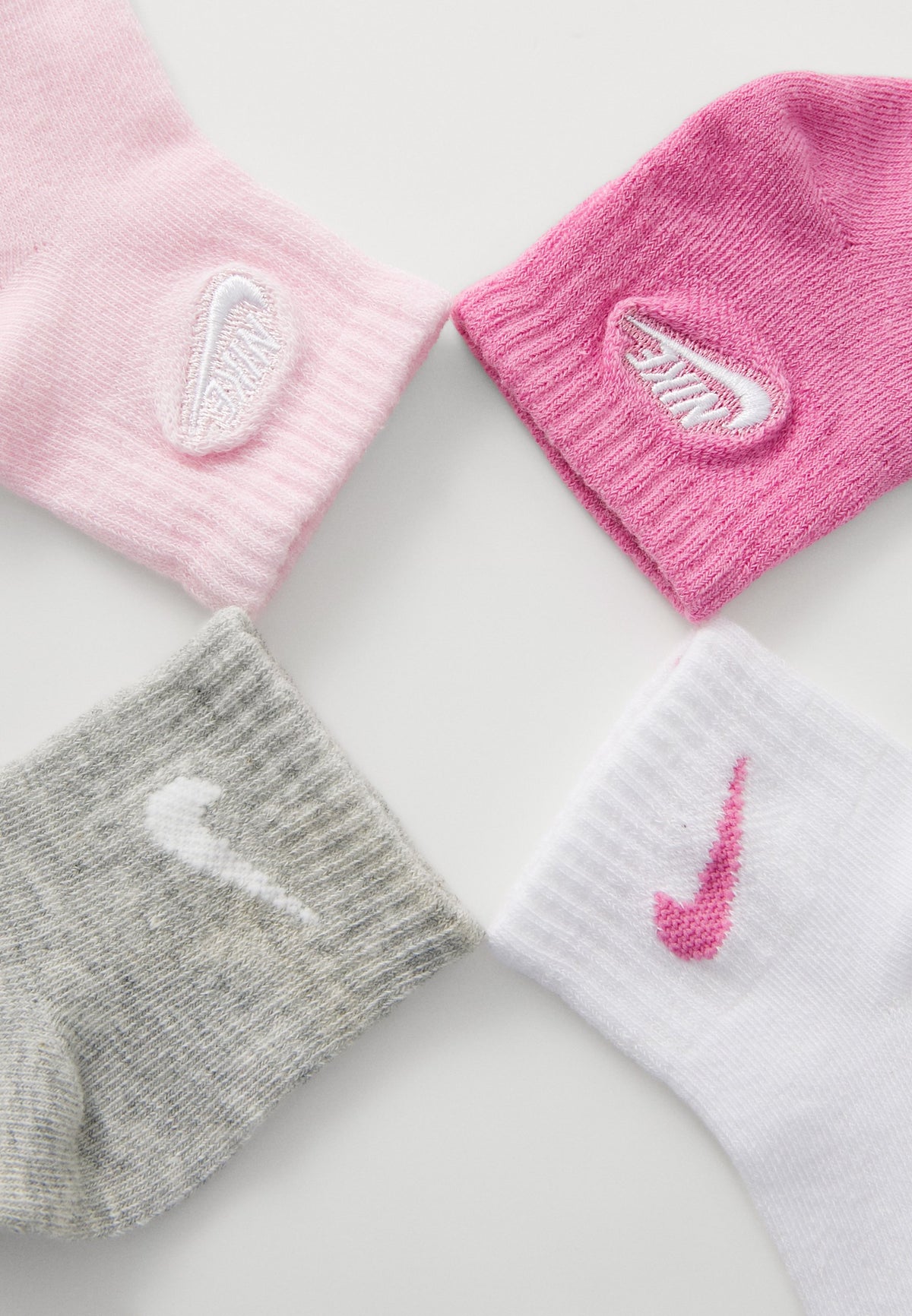 Nike Girls 4-Pack Assorted Socks