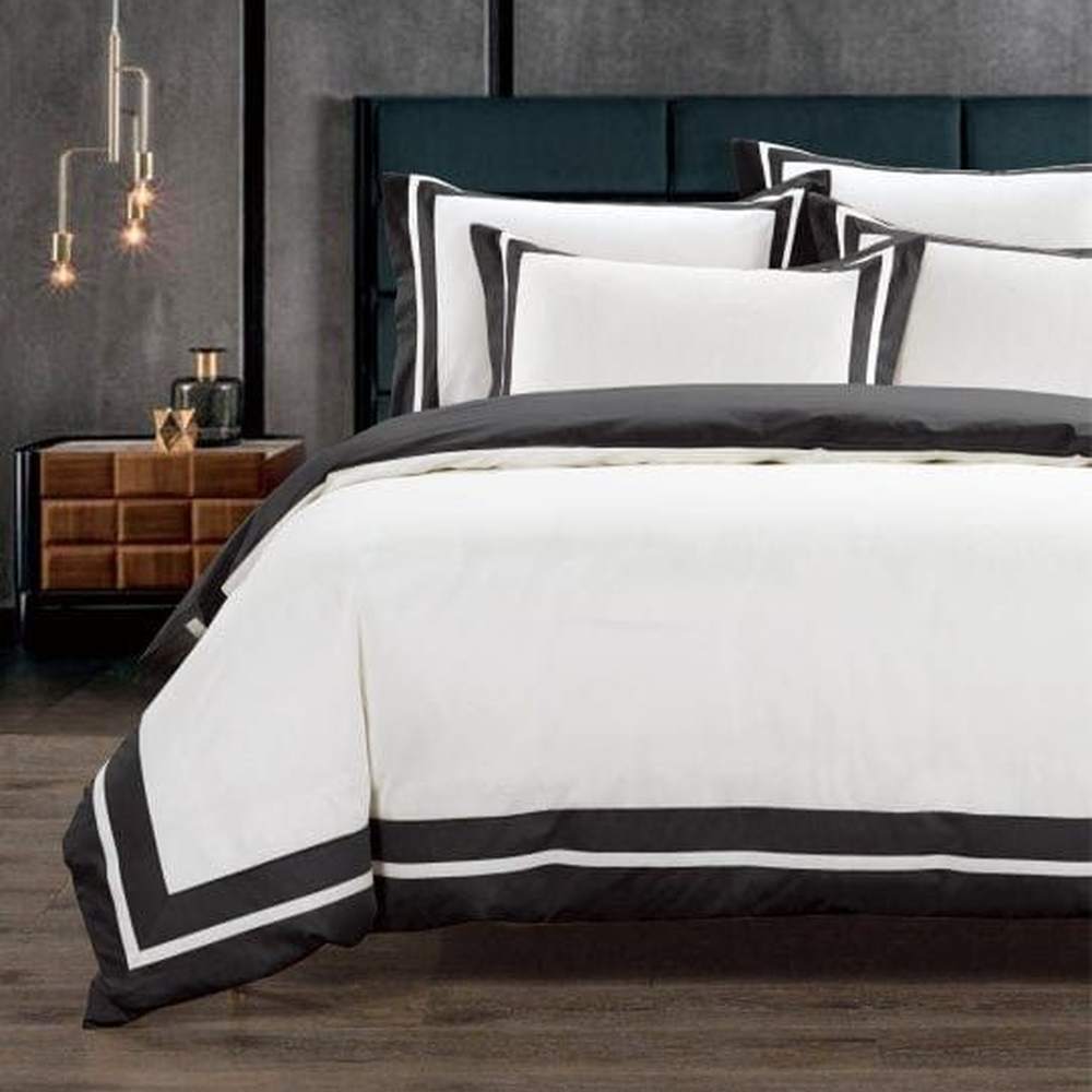 Egyptian Cotton 400 Thread Count Fiorenza Duvet Cover Set In White & Black