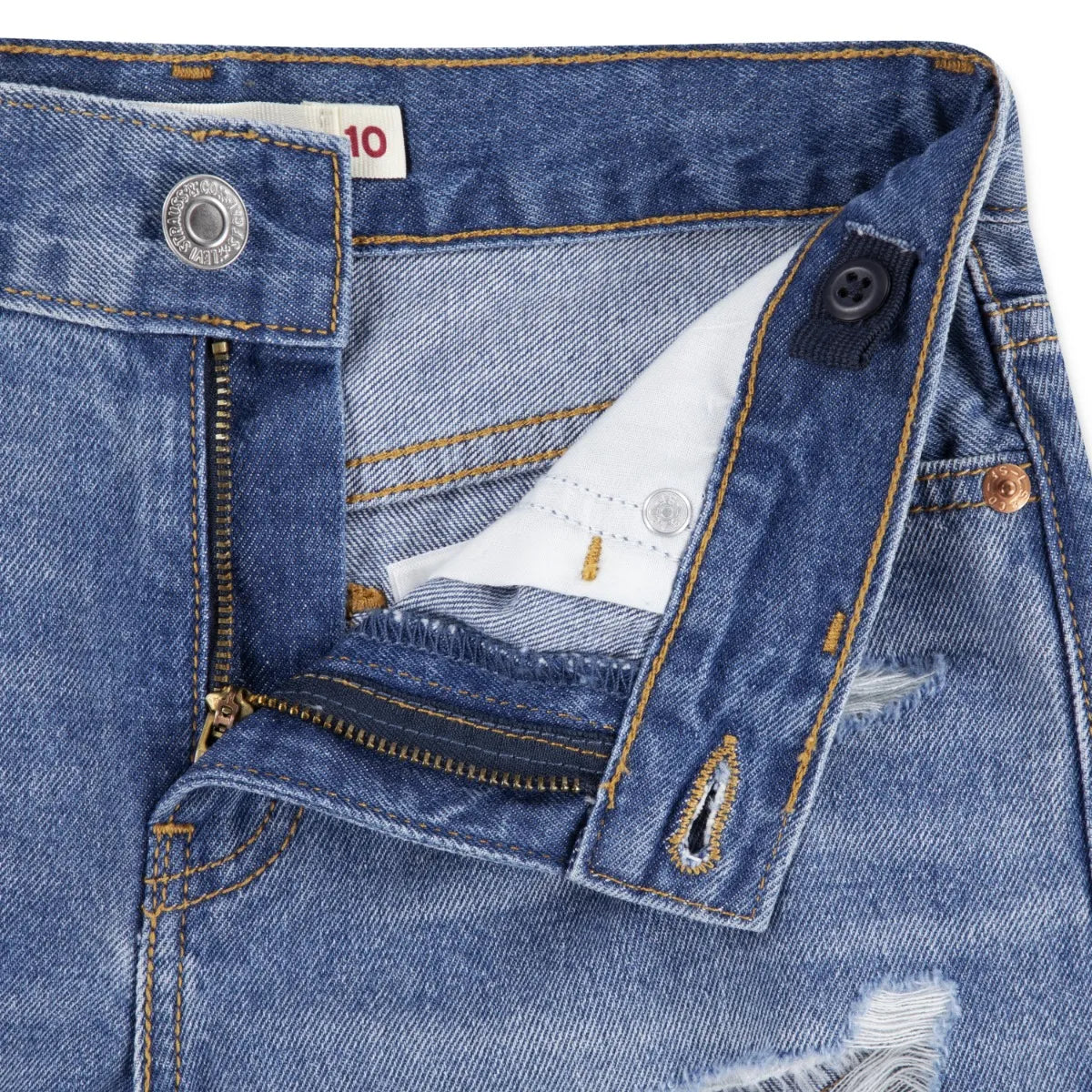 Levis Girlfriend Shorty Shorts In Indigo