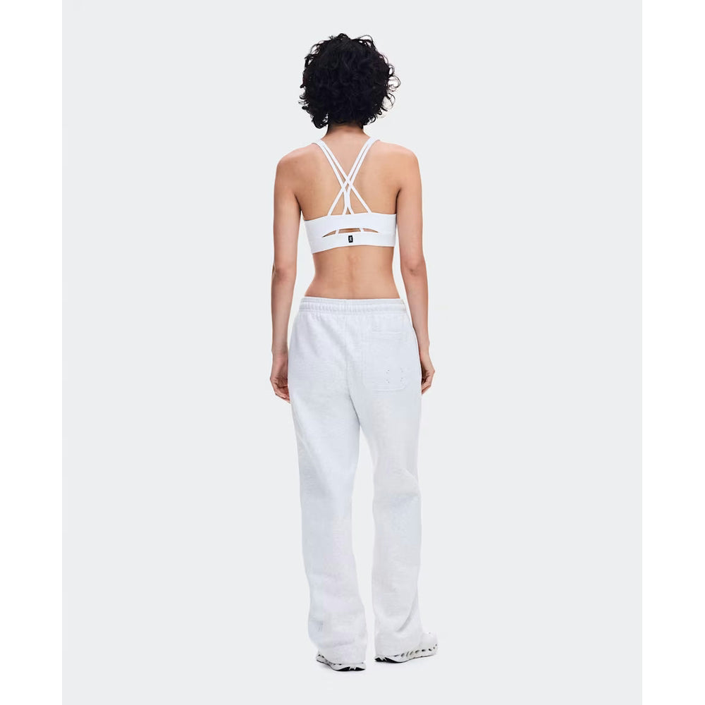 On Womens Studio Bra In White