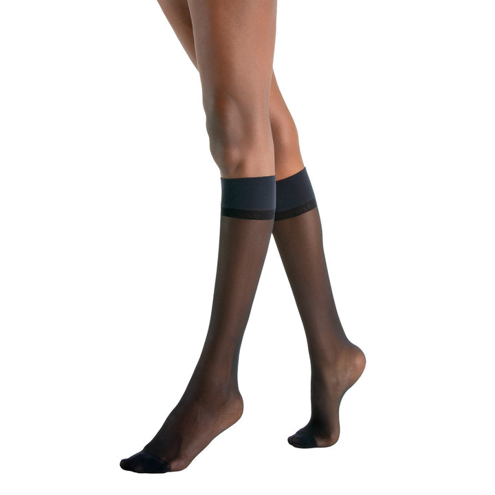 Falke Ladies Bright Silk Knee High Stockings In Black