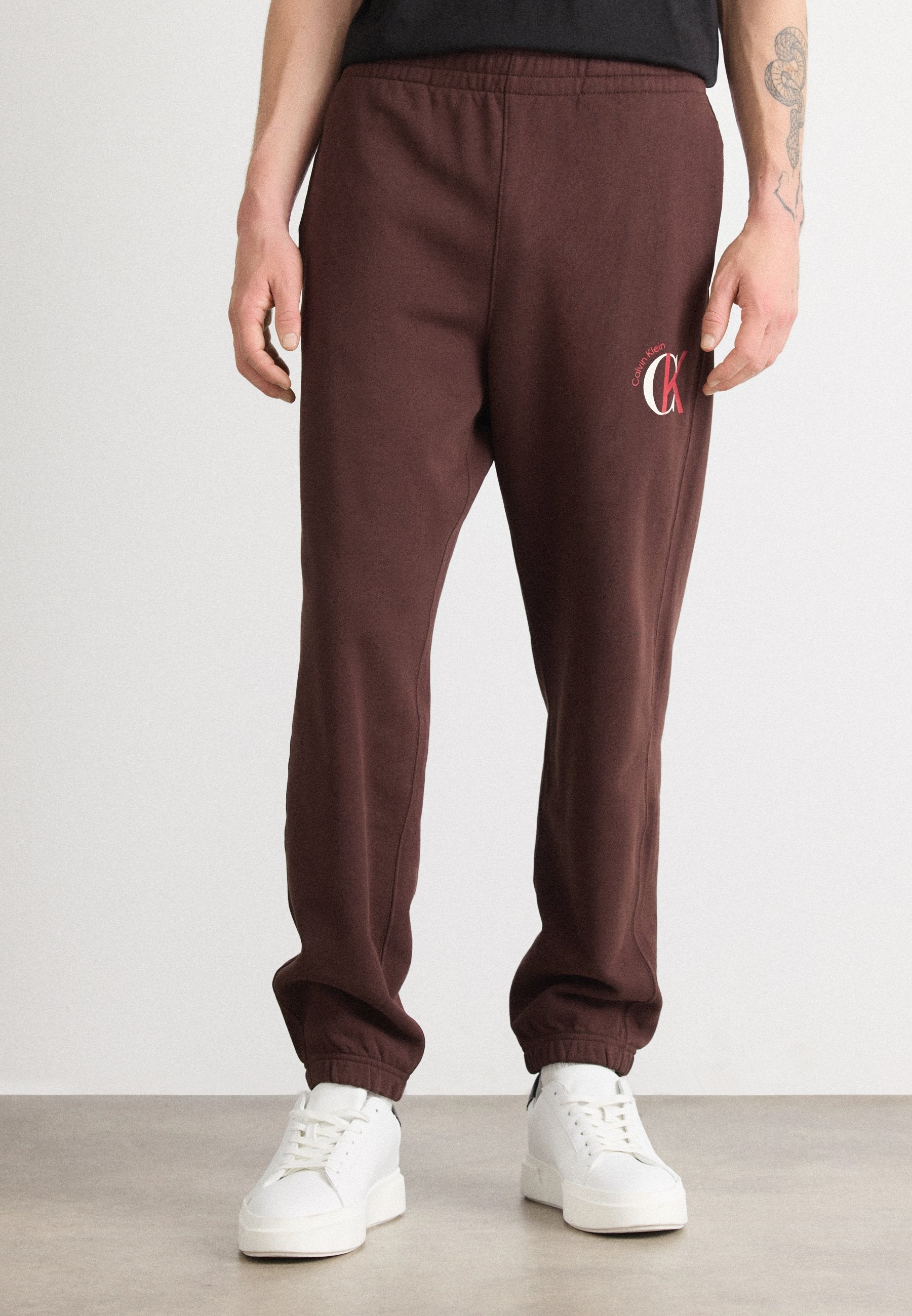 Calvin Klein Mens Graphic Joggers In Dark Brown