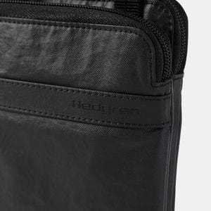Hedgren Black Folios Rfid Passport Holder