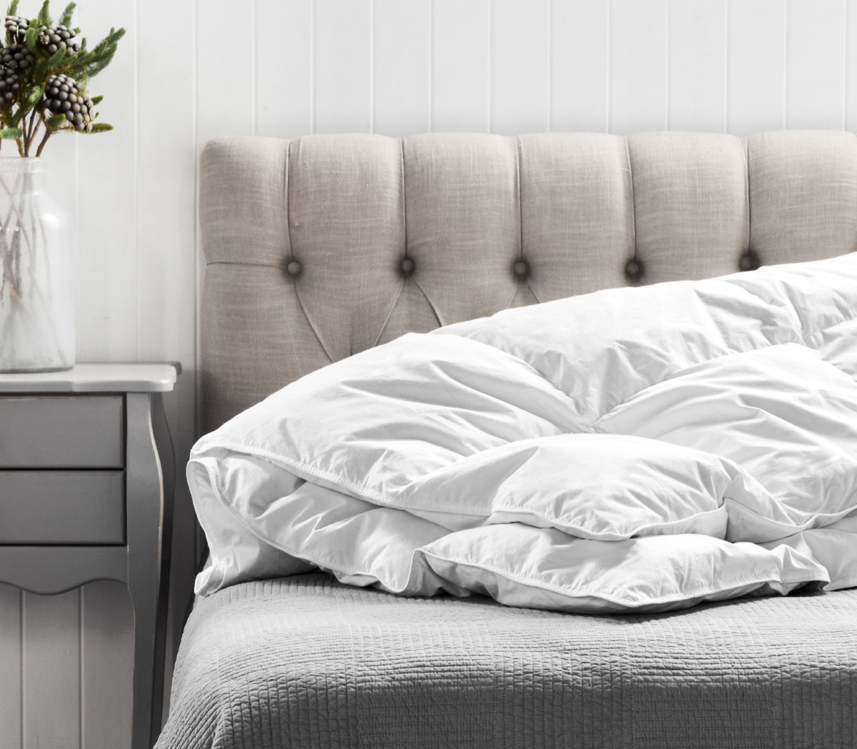 Cotton Co All Season Down Duvet Inner In Neutral