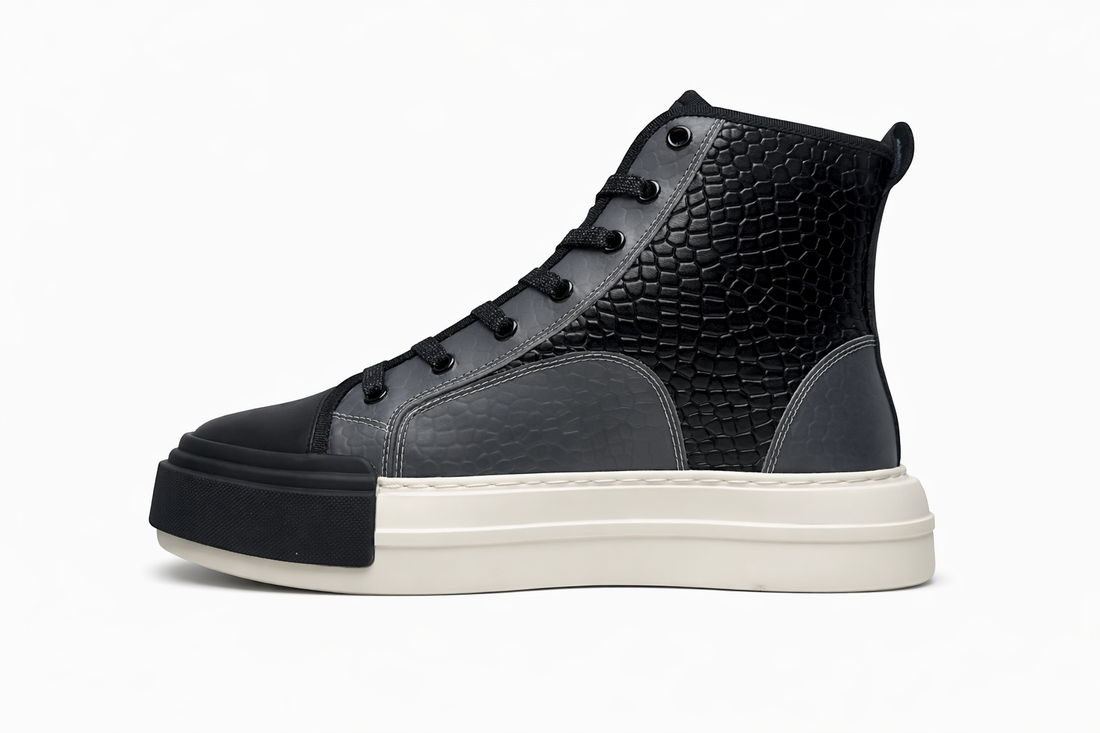Vialli Mens Theeb Boot In Black And Grey