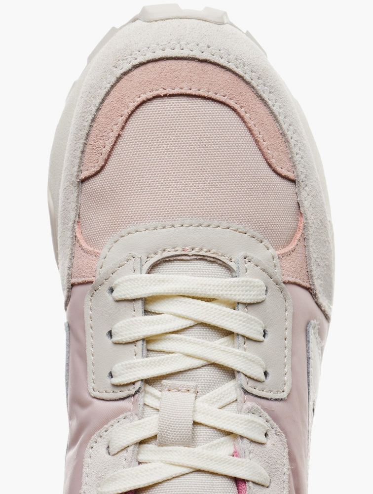 Diesel Womens S-Tyche Shoes in Pink