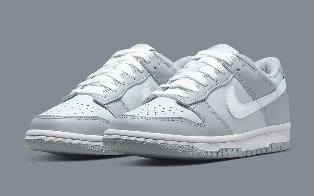 Nike Womens Dunk Low Next Nature Sneakers In Grey/White