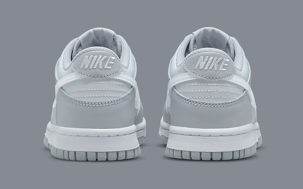 Nike Womens Dunk Low Next Nature Sneakers In Grey/White
