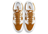 Nike Unisex Adults Dunk Low QS Sneakers In Dark Curry/White