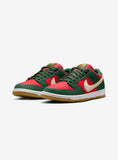 Nike Unisex Adults SB Dunk Low Pro Prm Sneakers In Green/White/Gold/Red