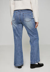 Mandi Womens Mid Waist Flaire Jeans In Mid Denim