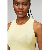 Stella Morgan Crew Neck Tank Top In Lemon