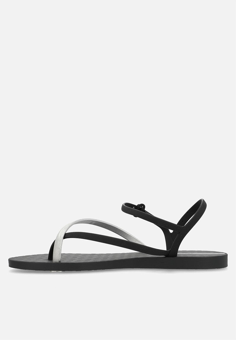 Ipanema Womens Elegant Sandals In Black & Silver