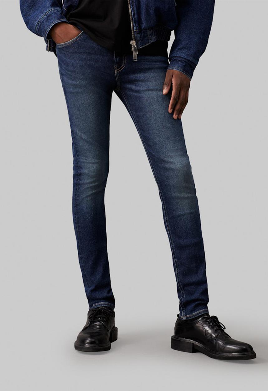 Calvin Klein Super Skinny Jeans In Denim Dark