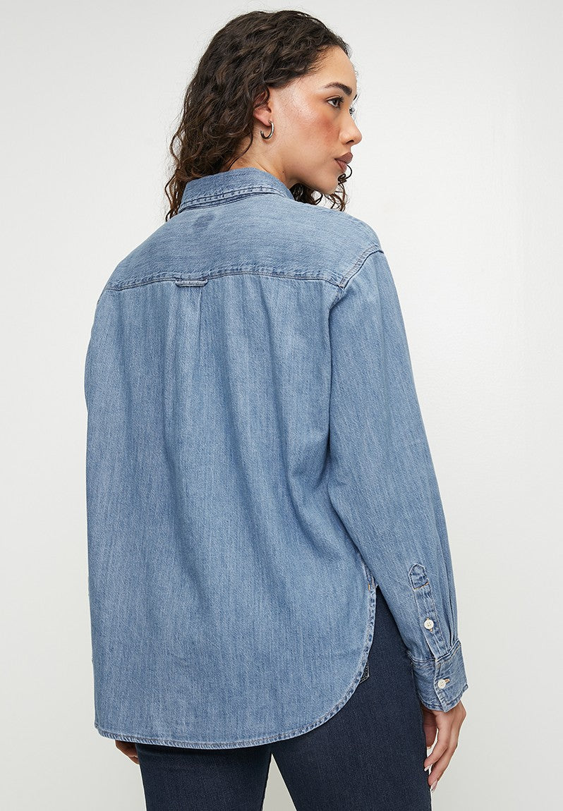 Levis Womens Harlie New Bf Shirt In Mid Recess