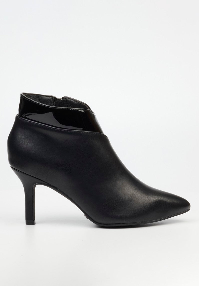 Butterfly Feet Ladies Lively 11 Black Boots