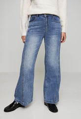Mandi Womens Mid Waist Flaire Jeans In Mid Denim