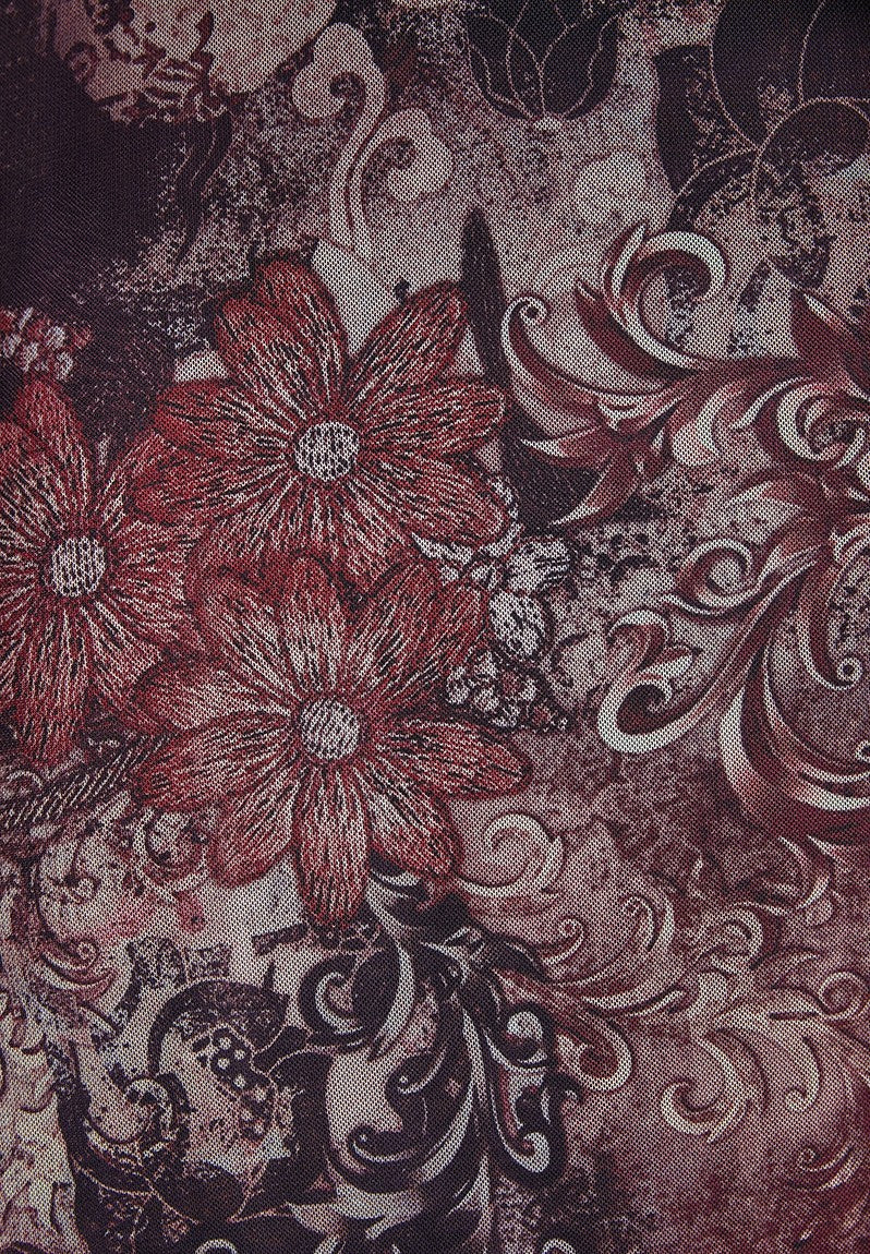 Stella Morgan Half Sleeve V-Neck Crossover In Burgundy