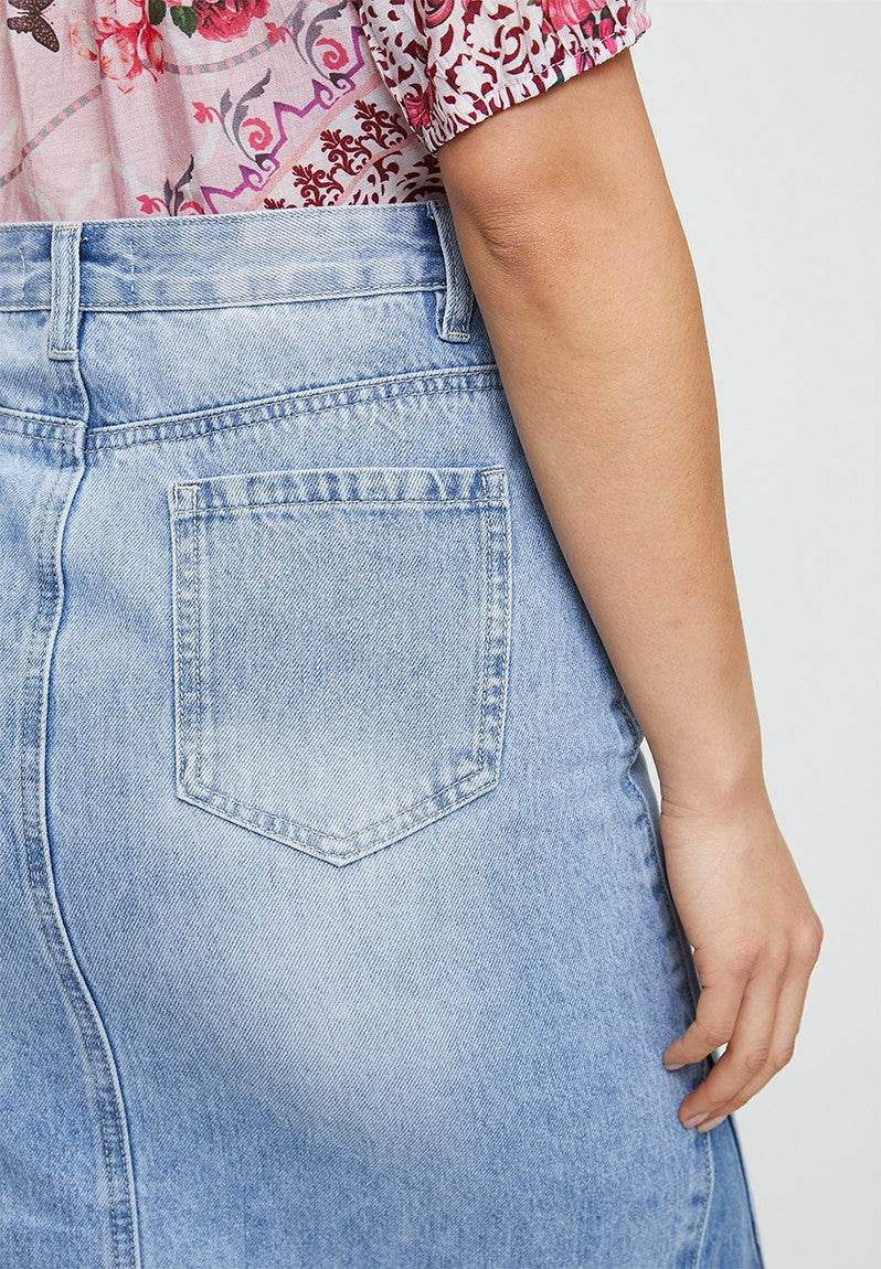 Stella Morgan Mid Waist Maxi Denim Skirt In Denim