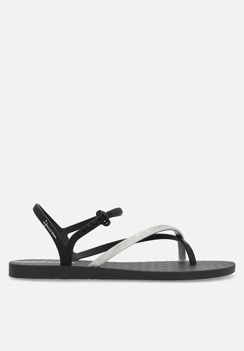 Ipanema Womens Elegant Sandals In Black & Silver