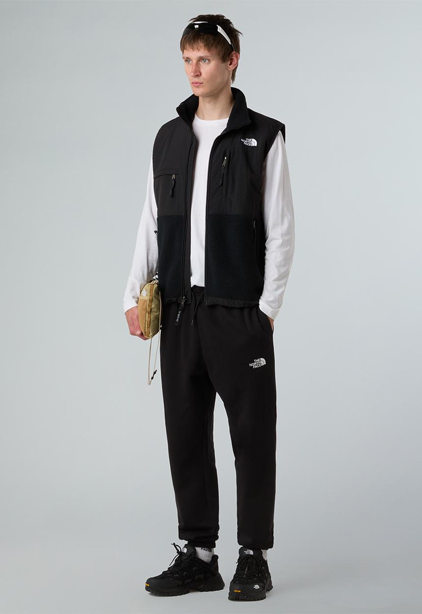 The North Face Men Simpleregukar Tapered Jogger Black