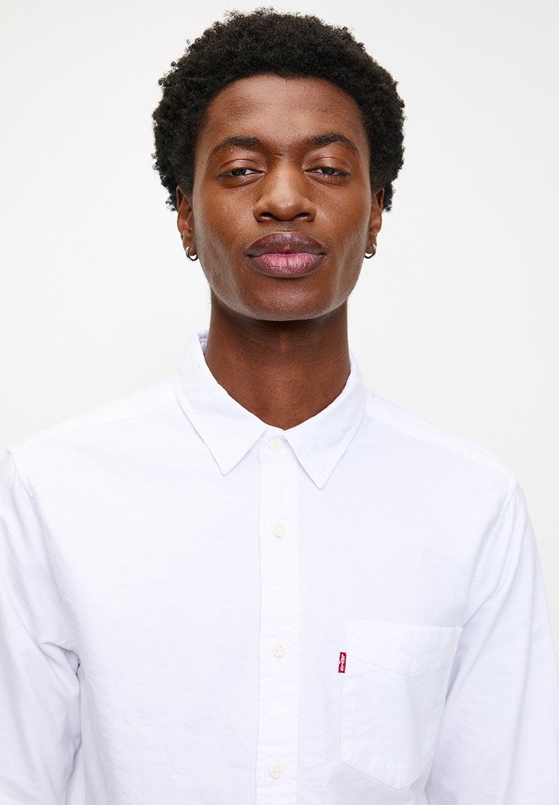 Levis Mens Classic 1 Pocket Shirt In White