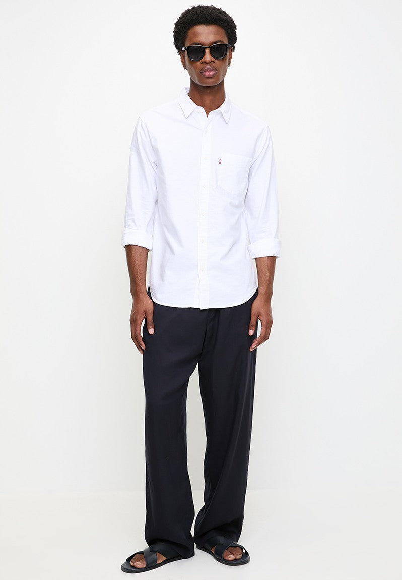 Levis Mens Classic 1 Pocket Shirt In White