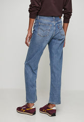 Levis Womens Easy Dad Jeans In Medium Indigo