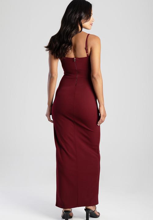 Sissyboy Maxi Dress with Straight Neckline In Burgandy