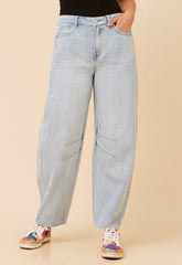 Mandi Womens Mid Waist Barrel Jeans With Laid On Pannels In Light Denim
