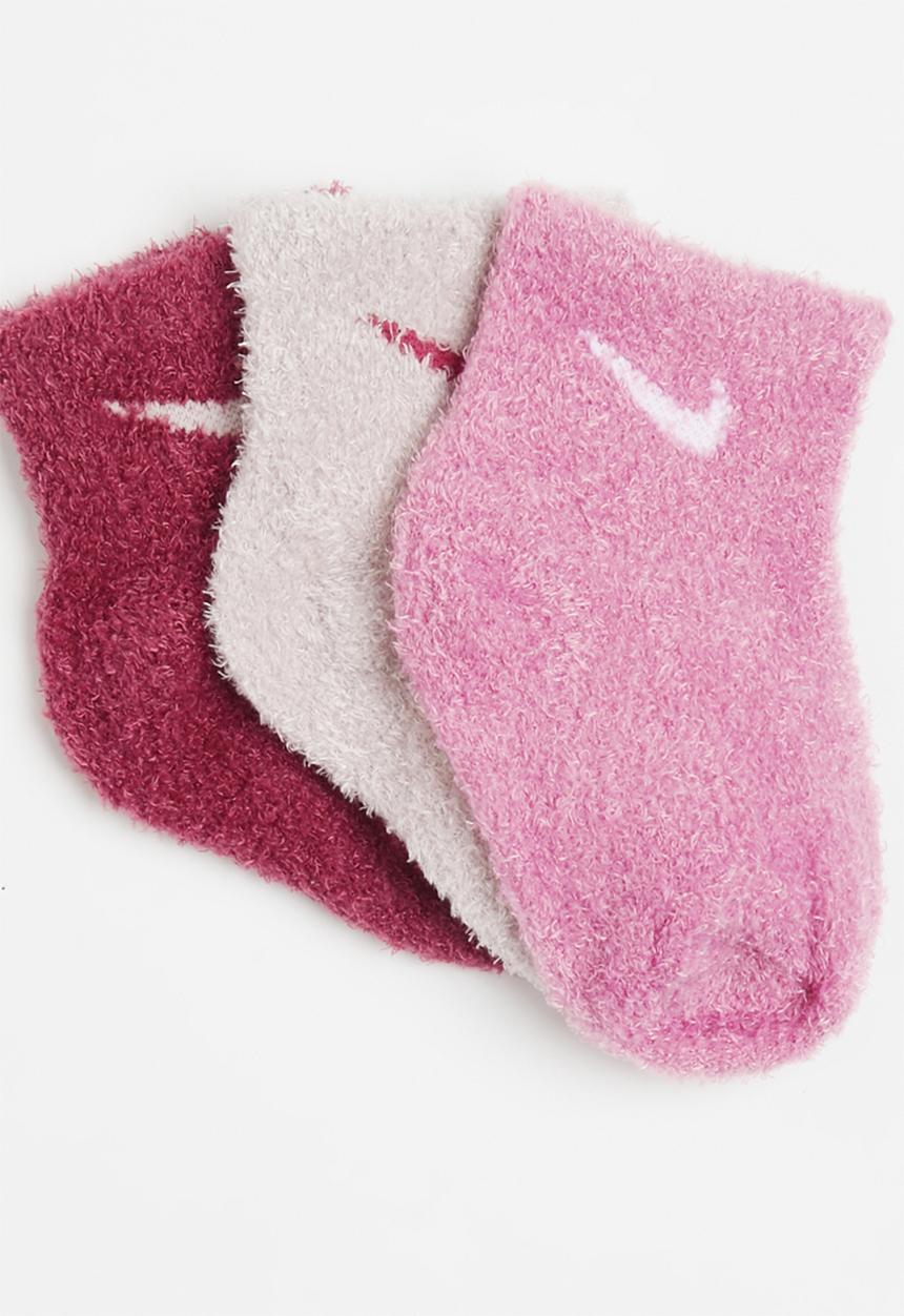 Nike Girls Infant Cozy Assorted Socks