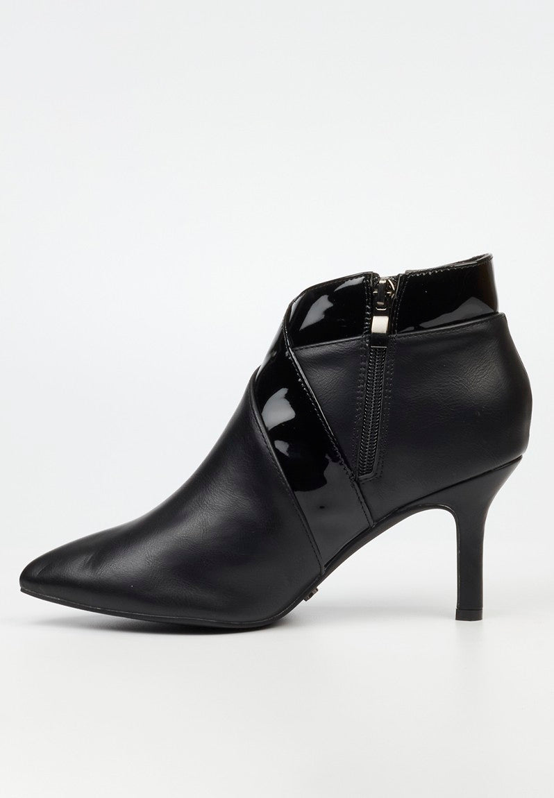 Butterfly Feet Ladies Lively 11 Black Boots