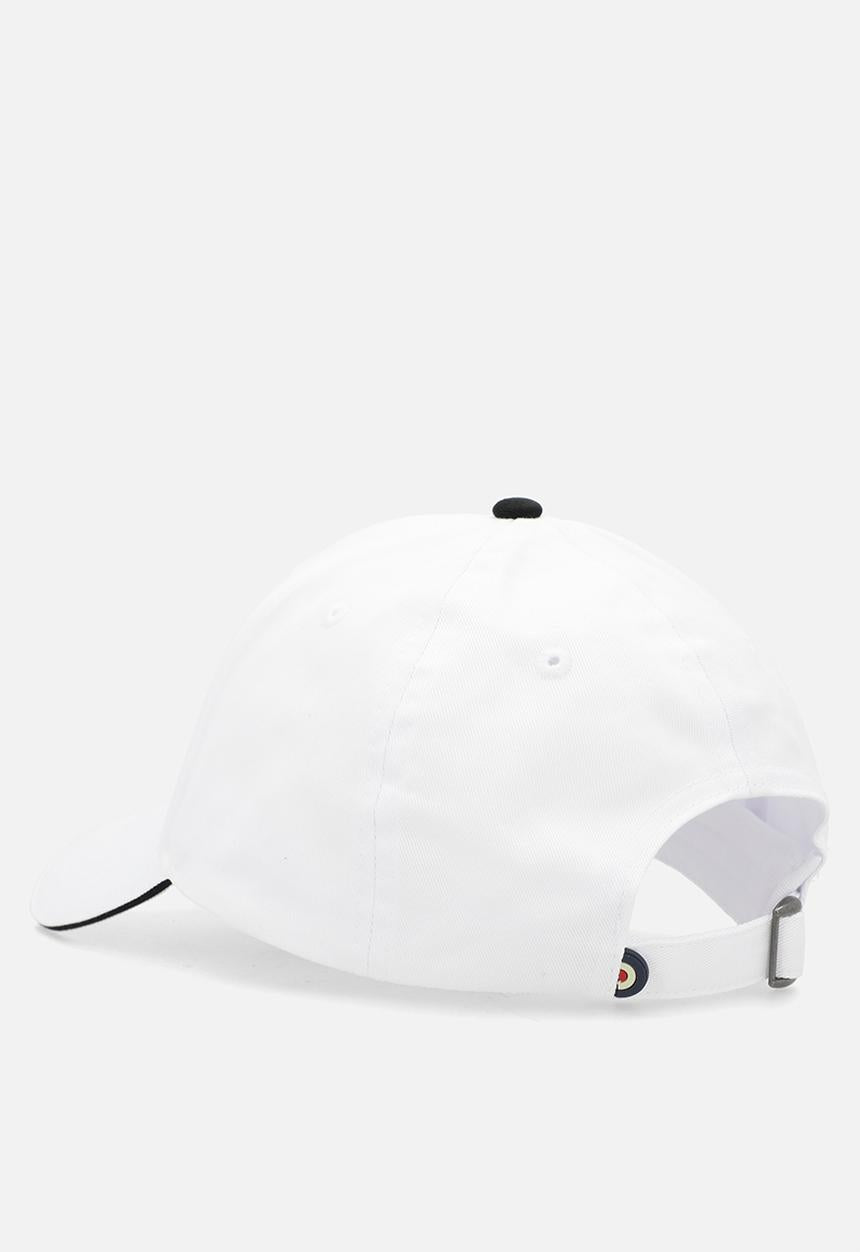 Ben Sherman Mens Metal Targy Badge Cap In White