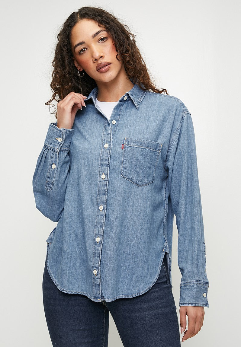 Levis Womens Harlie New Bf Shirt In Mid Recess