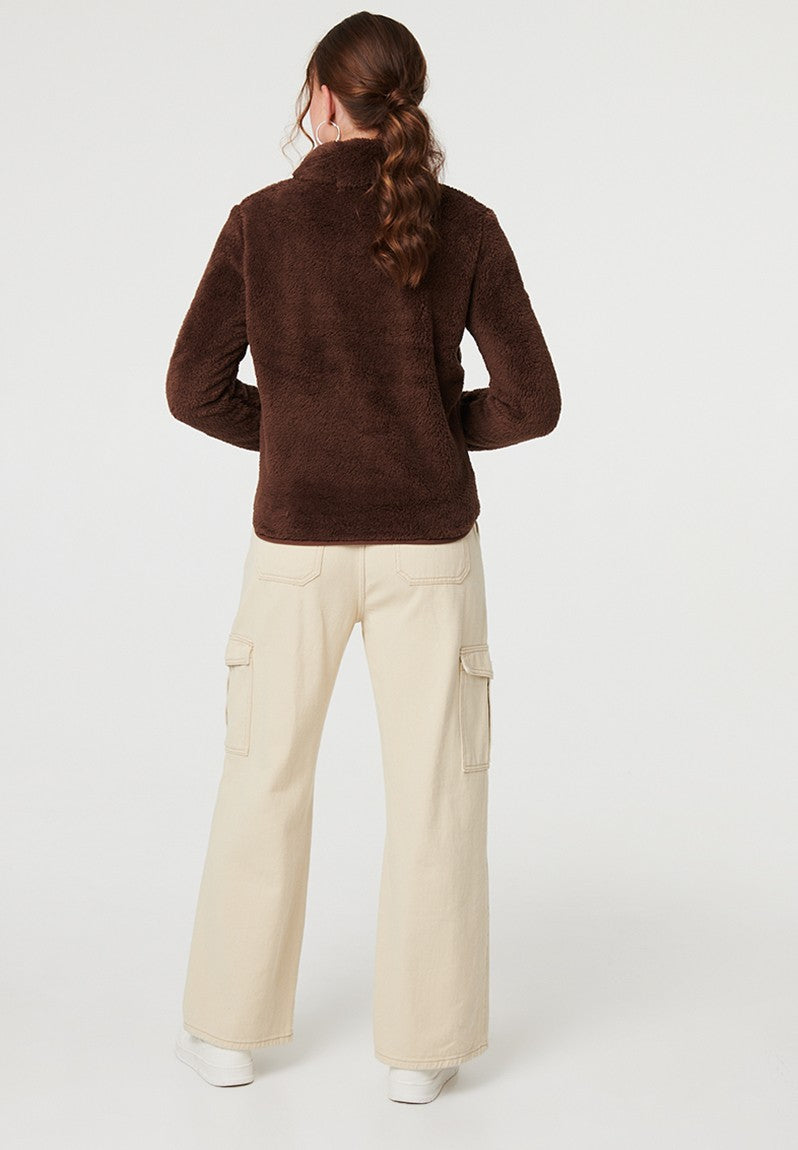 Izabel London Long Sleeve Zip Through Teddy Jacket In Chocolate