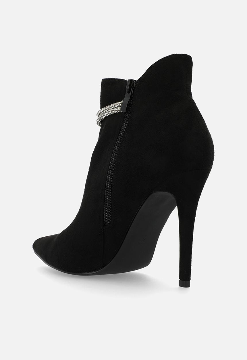 Footwork Ladies Naresh Ankle Boots In Black