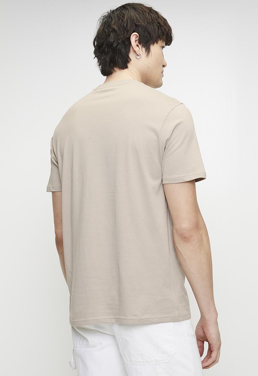 Guess Mens Ss Logo Tee Stone