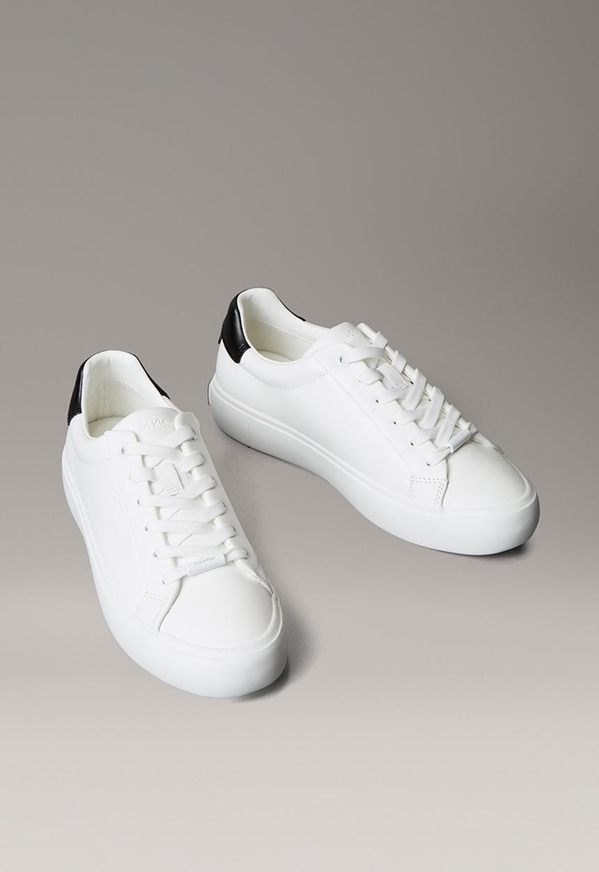 Calvin Klein Womens Lth Lace Up Sneaker White And Black