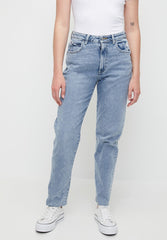 Guess Womens Mom Jeans In Light Wash