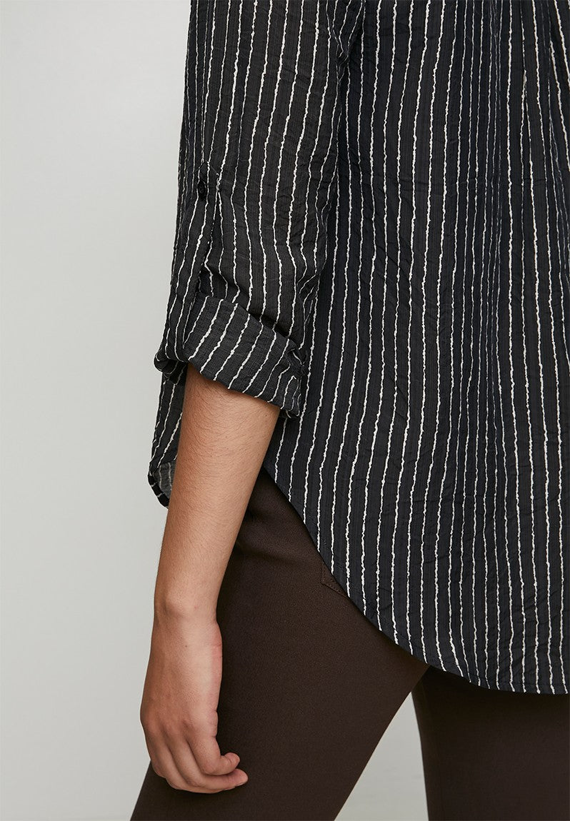 Stella Morgan Long Sleeve Button Through Sheer In Black