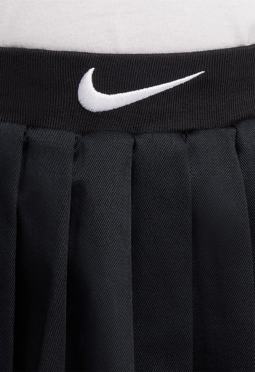 Nike Girls Pleated Skirt In Black