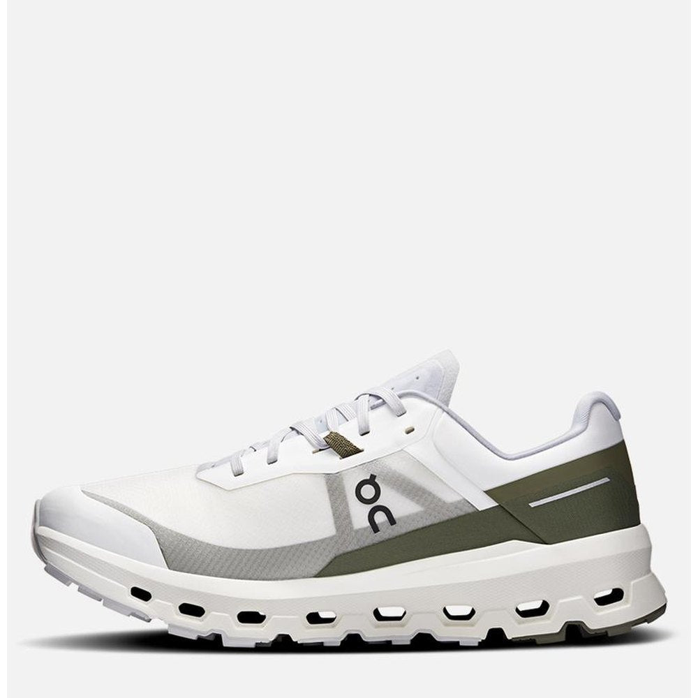 On Mens Cloudvista 2.0 Sneakers In Ivory/Olive