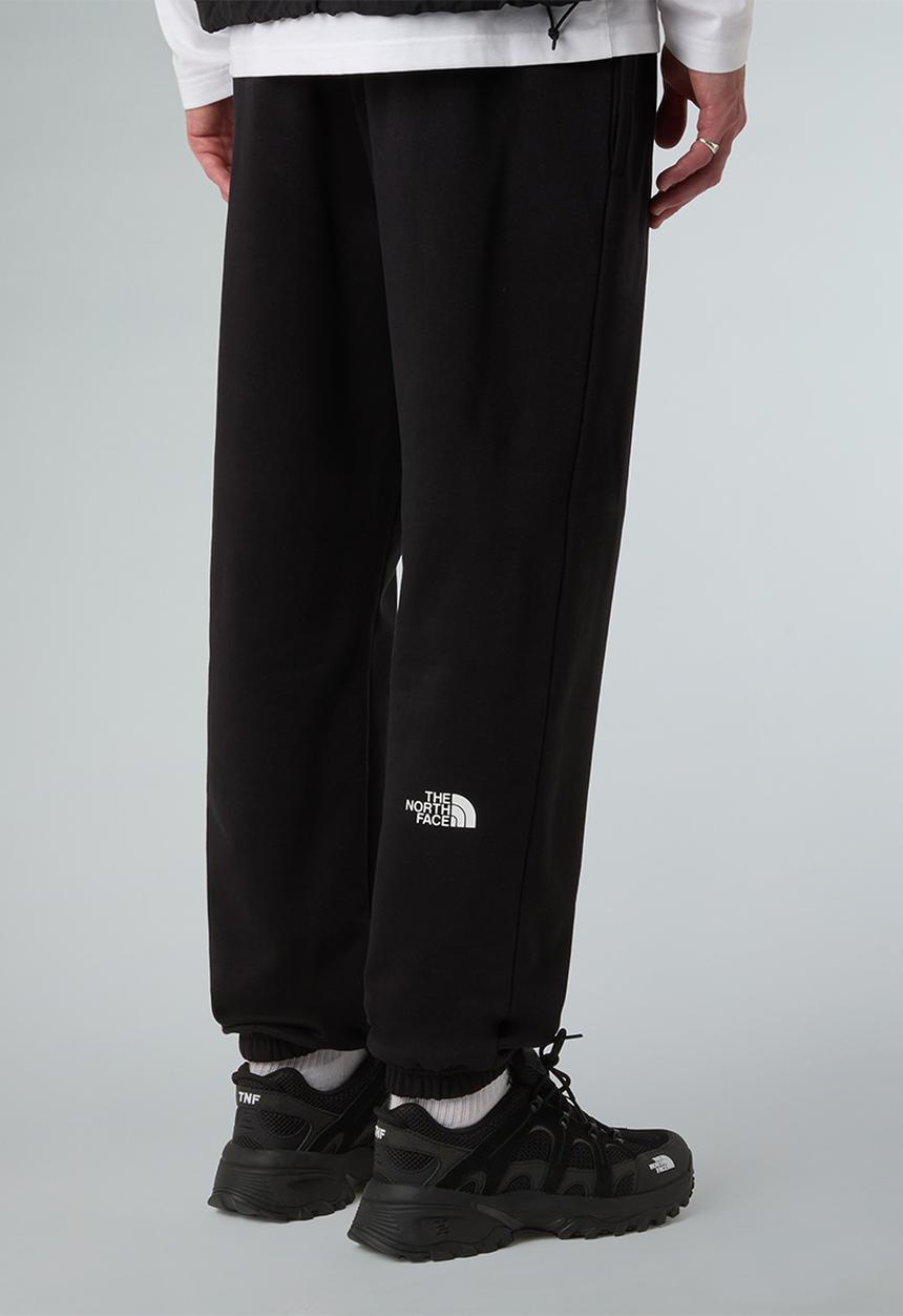 The North Face Men Simpleregukar Tapered Jogger Black