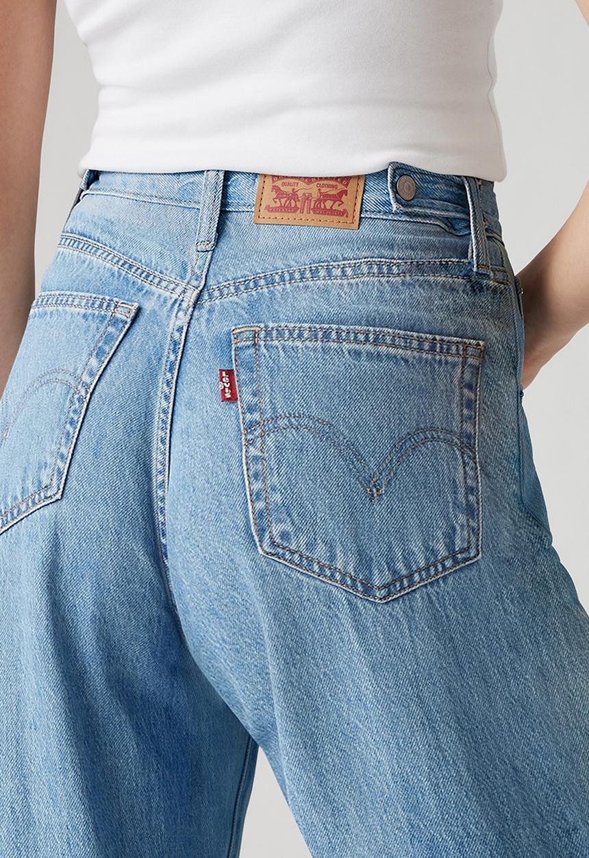 Levis Womens Cinch Baggy Jeans In Medium Indigo