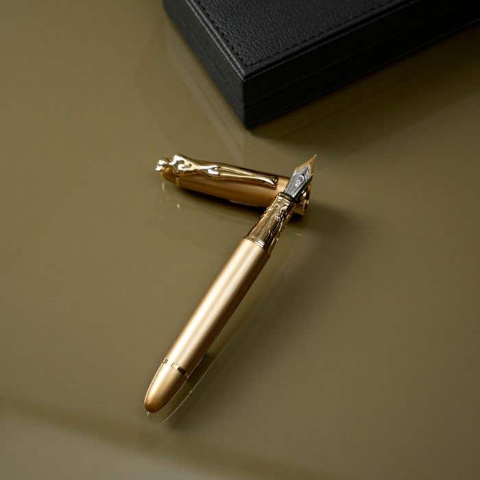 Carrol Boyes Fountain Pen Woman In Gold/Gold