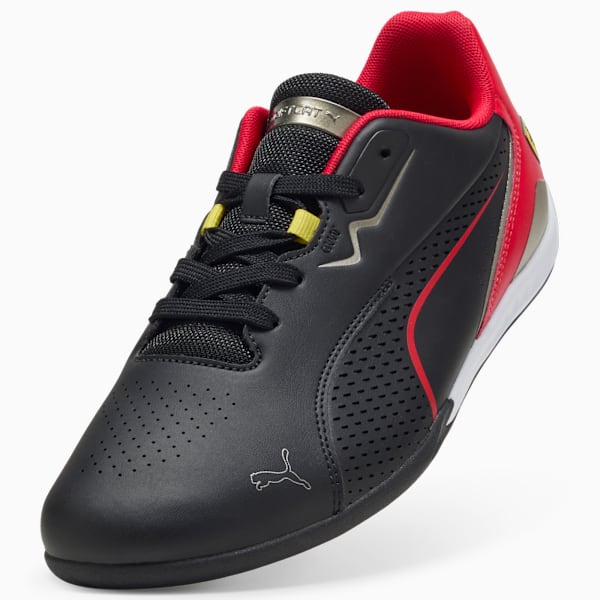 Puma Mens Black-Red Ferrari Drift Cat 11 Sneakers