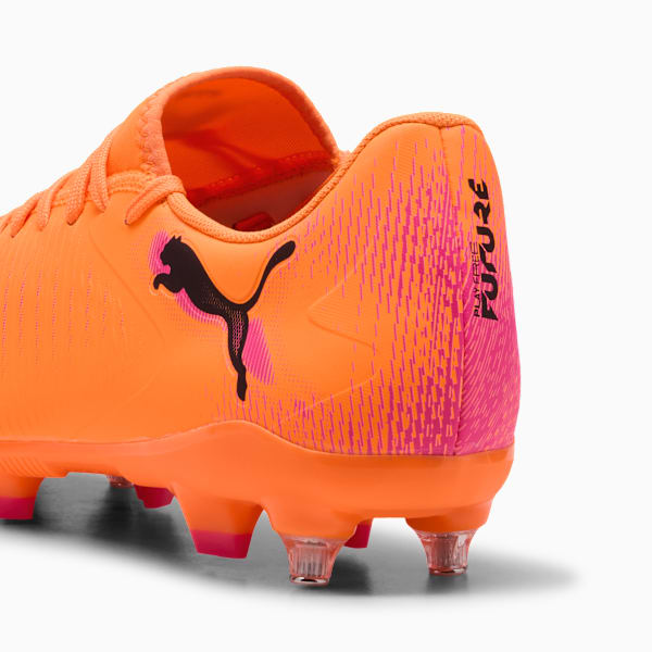Puma Mens Future 8 Play Soccer Shoes In Neon Orange