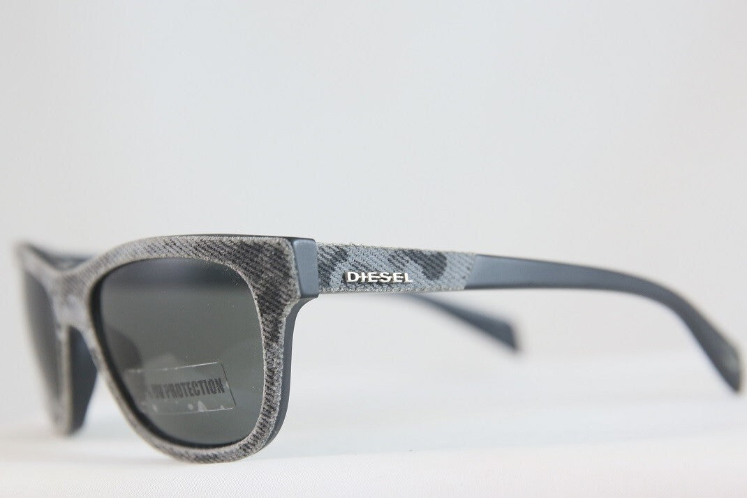 Diesel Denim Camo Wayfarer Sunglasses For Men In Grey
